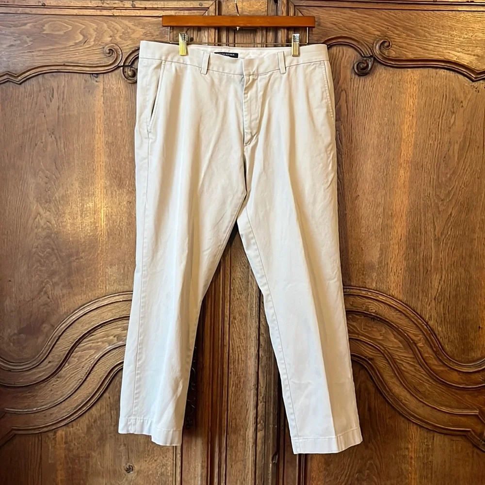 Banana Republic Chino Pants